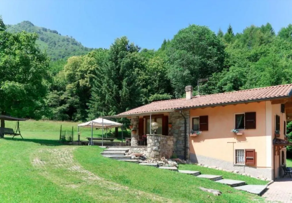 Casa Paradiso Carlazzo 0*,