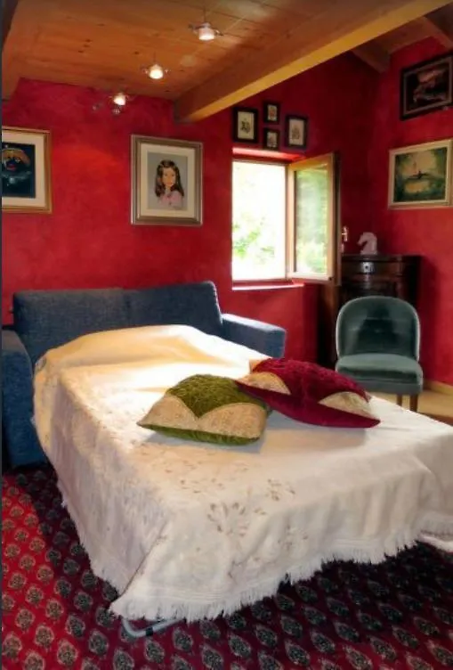 Casa Paradiso Carlazzo Italy