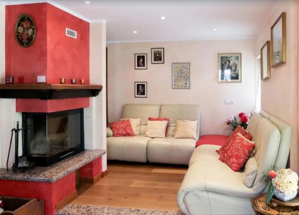 Casa Paradiso Carlazzo Holiday home
