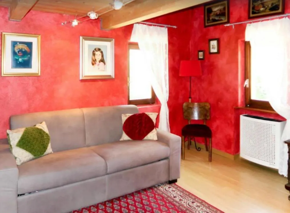 Casa Paradiso Carlazzo Italy